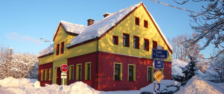 Apartmany Liska Mladé Buky Exterior photo
