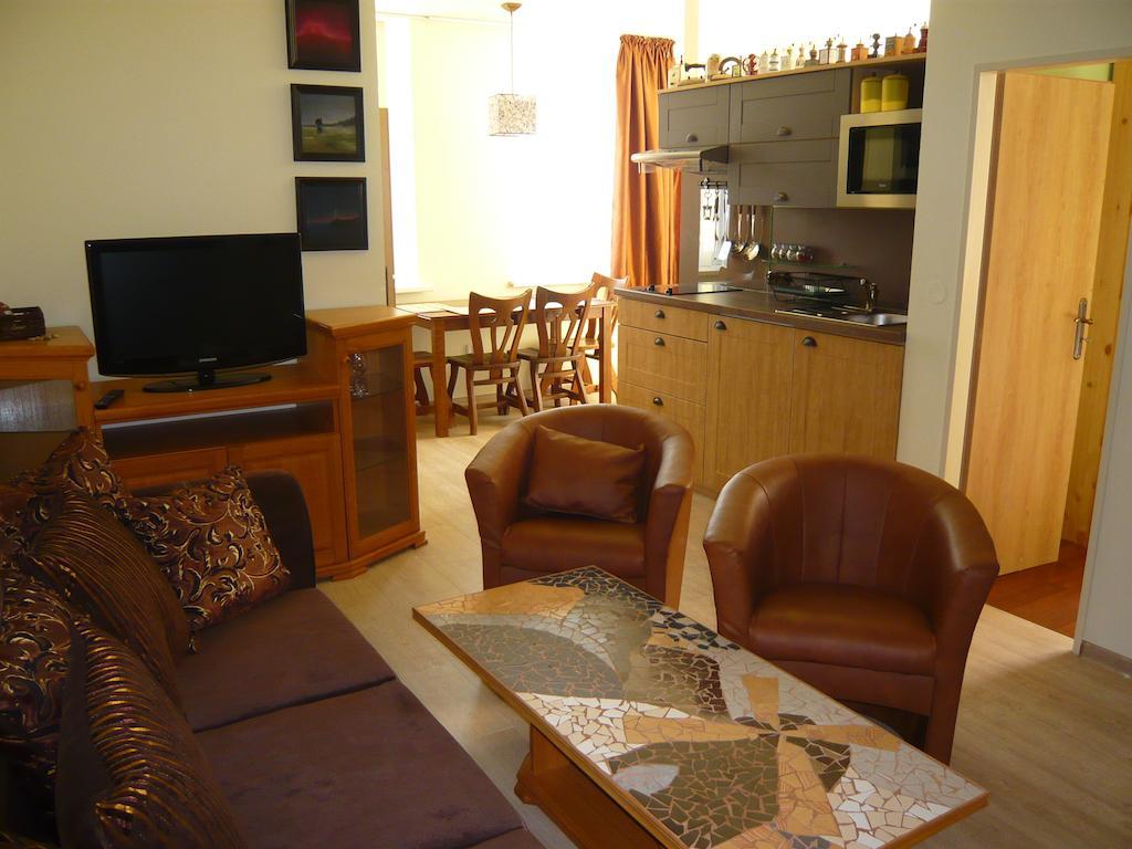 Apartmany Liska Mladé Buky Room photo
